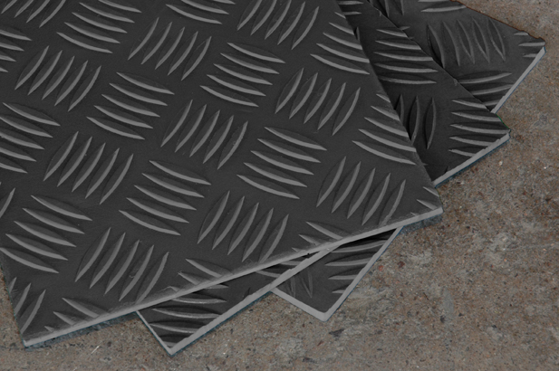5 Bar Checker Plate Matting Selected by Automotive Supplier